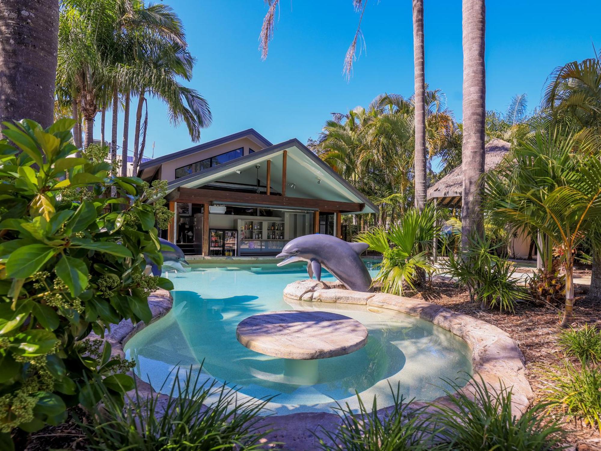 Nrma Blue Dolphin Yamba Holiday Resort Extérieur photo