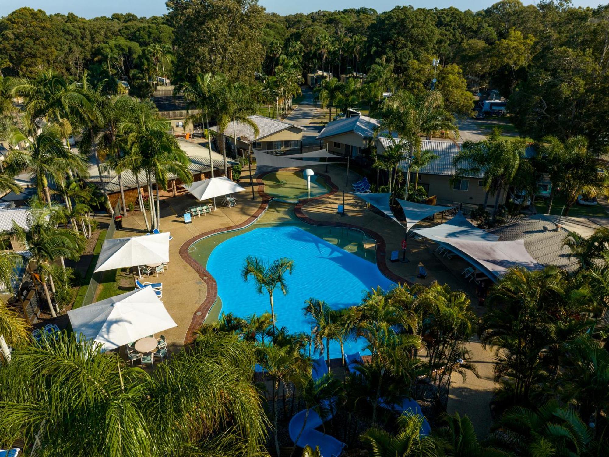 Nrma Blue Dolphin Yamba Holiday Resort Extérieur photo